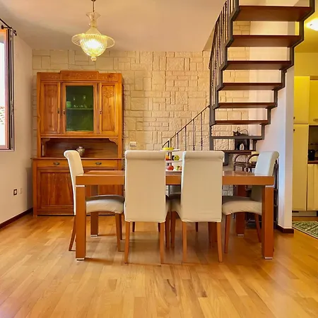 Civico 46 - Old Town Apartment *